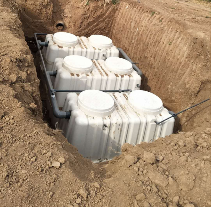 <b>������</b>